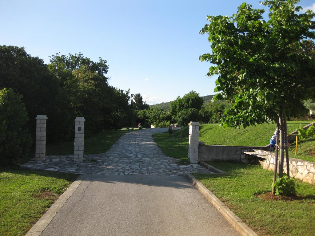 Apartment Belvedere Koromačno Exteriér fotografie